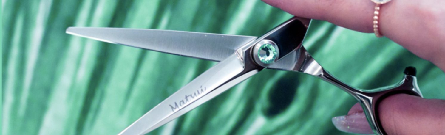 Barber scissors for trainees.